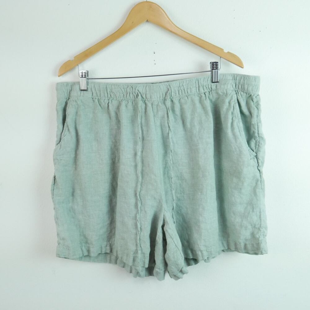Tahari Mint Green Lightweight Linen Shorts